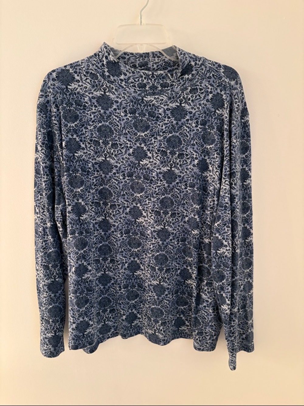 croft & barrow Blue Floral Mock Neck Long-Sleeve Top